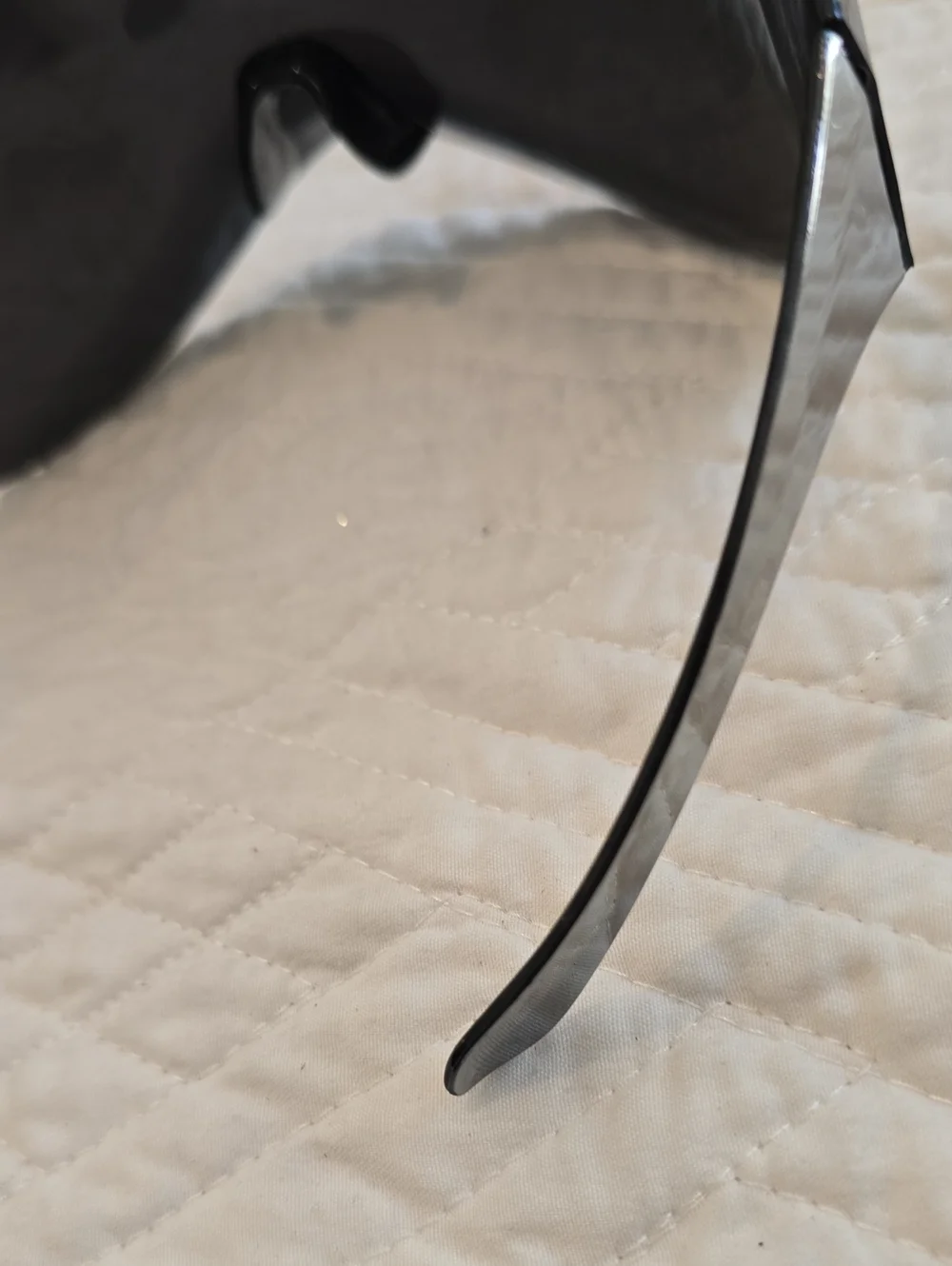 Unbranded Black VR/AR Visor Shield